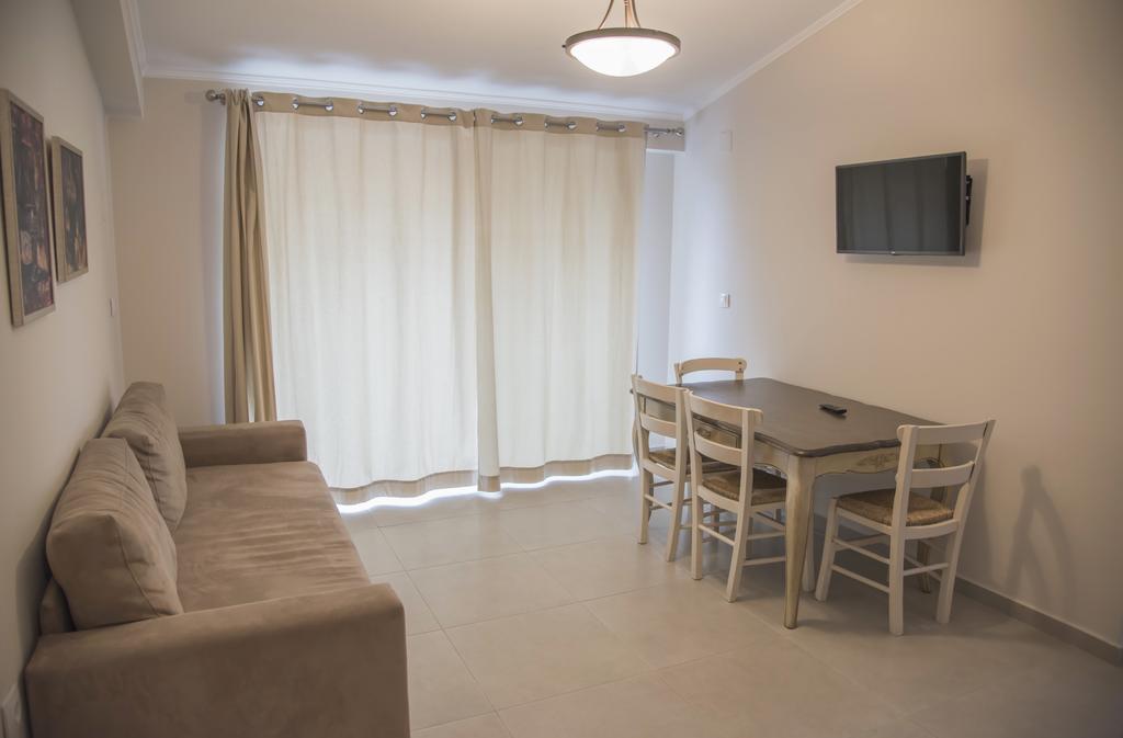 Ferienwohnung Casa Christabella Paralia Vrachou Exterior foto